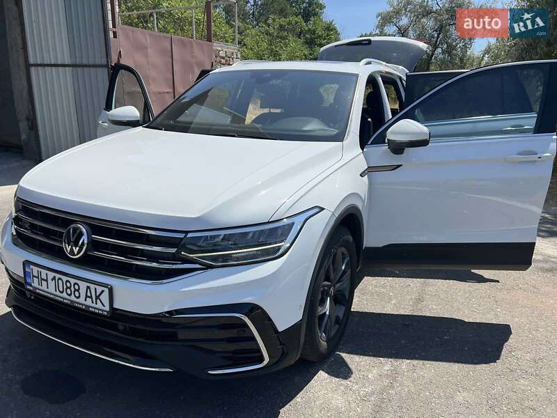 Внедорожник / Кроссовер Volkswagen Tiguan 2022 в Одессе фото 23 Внедорожник / Кроссовер Volkswagen Tiguan 2022 в Одессе