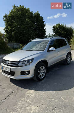 Внедорожник / Кроссовер Volkswagen Tiguan 2013 в Шепетовке