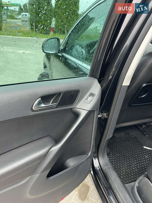 Внедорожник / Кроссовер Volkswagen Tiguan 2010 в Почаеве фото 11 Внедорожник / Кроссовер Volkswagen Tiguan 2010 в Почаеве