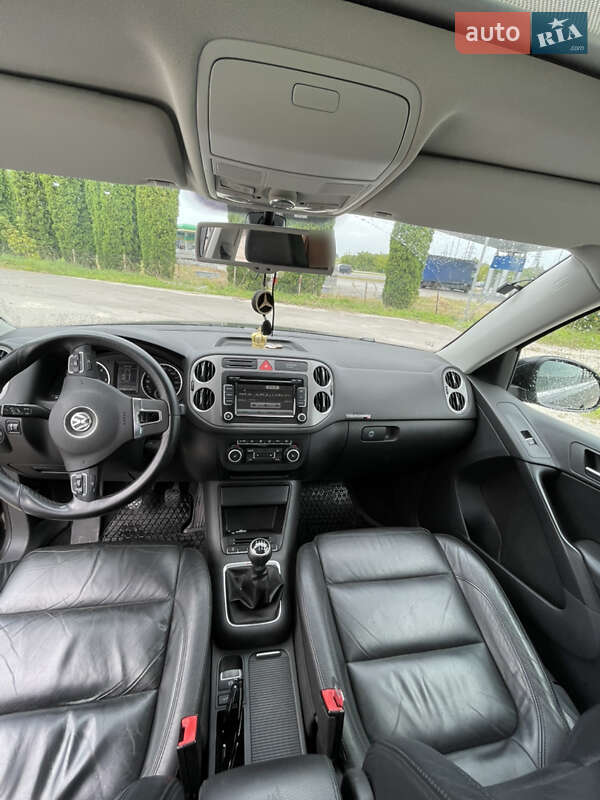 Внедорожник / Кроссовер Volkswagen Tiguan 2010 в Почаеве фото 15 Внедорожник / Кроссовер Volkswagen Tiguan 2010 в Почаеве