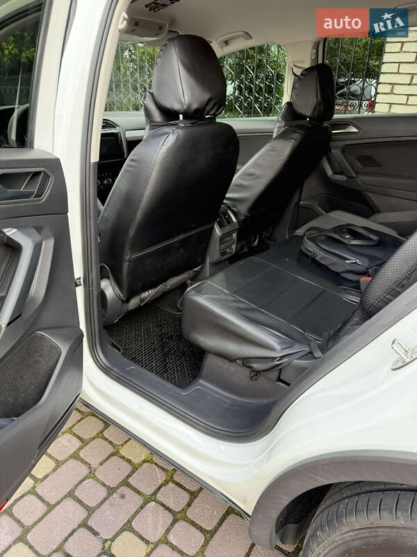 Внедорожник / Кроссовер Volkswagen Tiguan 2019 в Львове