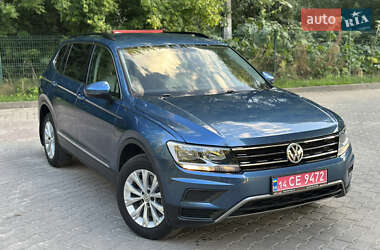 Позашляховик / Кросовер Volkswagen Tiguan 2017 в Хмельницькому
