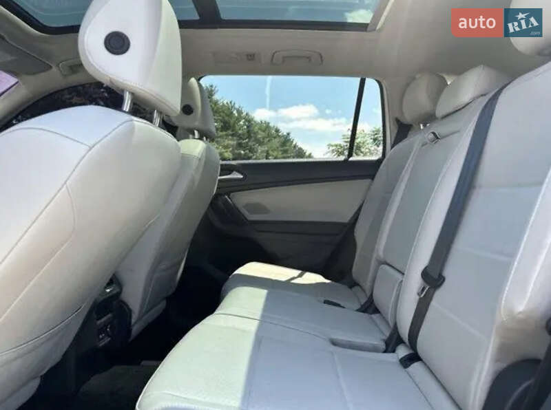 Внедорожник / Кроссовер Volkswagen Tiguan 2018 в Бучаче