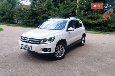 Внедорожник / Кроссовер Volkswagen Tiguan 2012 в Харькове