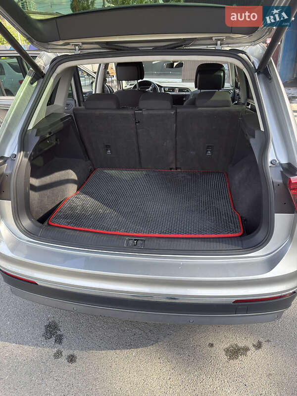 Внедорожник / Кроссовер Volkswagen Tiguan 2019 в Киеве фото 3 Внедорожник / Кроссовер Volkswagen Tiguan 2019 в Киеве