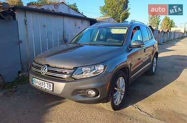 Позашляховик / Кросовер Volkswagen Tiguan 2012 в Запоріжжі