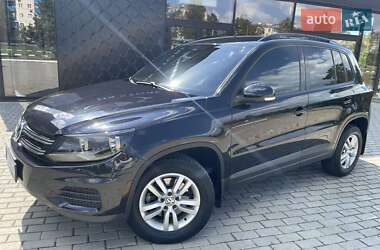 Позашляховик / Кросовер Volkswagen Tiguan 2017 в Харкові