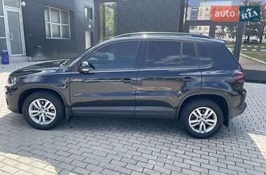 Внедорожник / Кроссовер Volkswagen Tiguan 2017 в Харькове