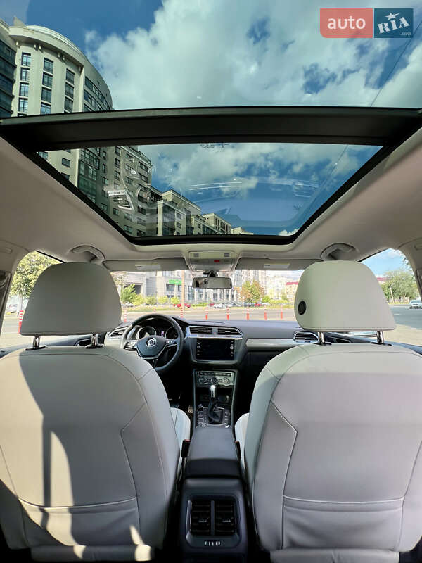Внедорожник / Кроссовер Volkswagen Tiguan 2020 в Харькове