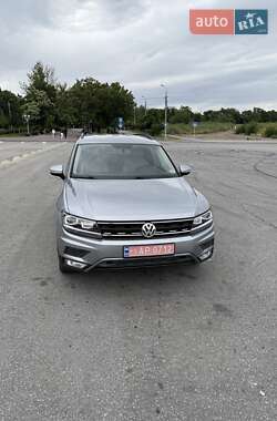 Внедорожник / Кроссовер Volkswagen Tiguan 2019 в Запорожье