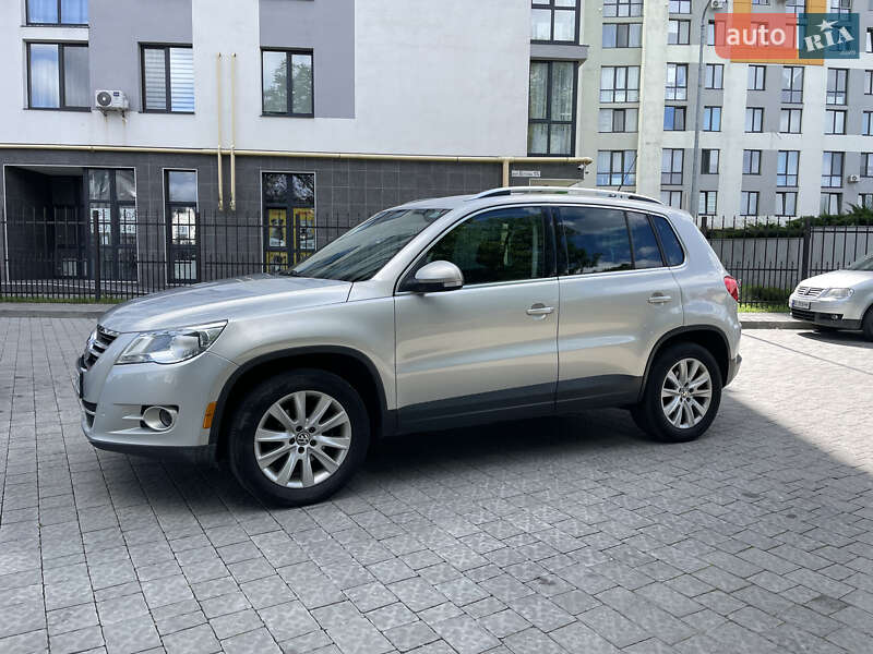 Внедорожник / Кроссовер Volkswagen Tiguan 2009 в Запорожье