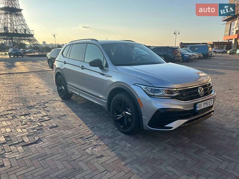 Внедорожник / Кроссовер Volkswagen Tiguan 2024 в Харькове