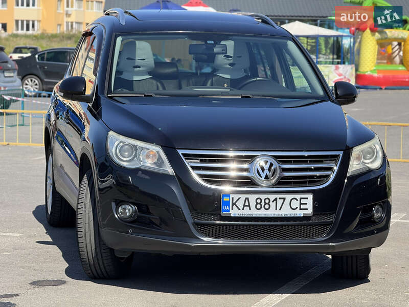 Внедорожник / Кроссовер Volkswagen Tiguan 2008 в Киеве