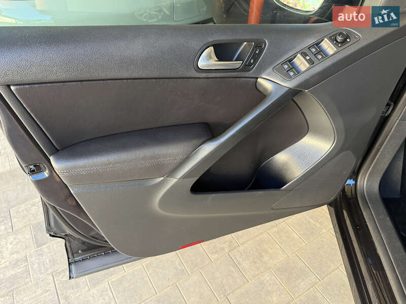 Внедорожник / Кроссовер Volkswagen Tiguan 2017 в Полтаве