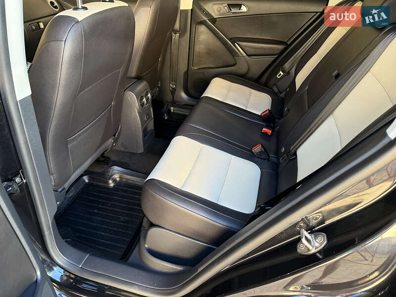 Внедорожник / Кроссовер Volkswagen Tiguan 2017 в Полтаве