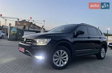 Внедорожник / Кроссовер Volkswagen Tiguan 2019 в Шепетовке