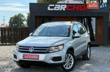 Внедорожник / Кроссовер Volkswagen Tiguan 2017 в Стрые