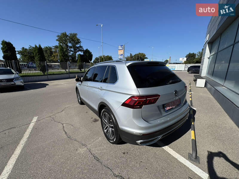 Внедорожник / Кроссовер Volkswagen Tiguan 2022 в Киеве