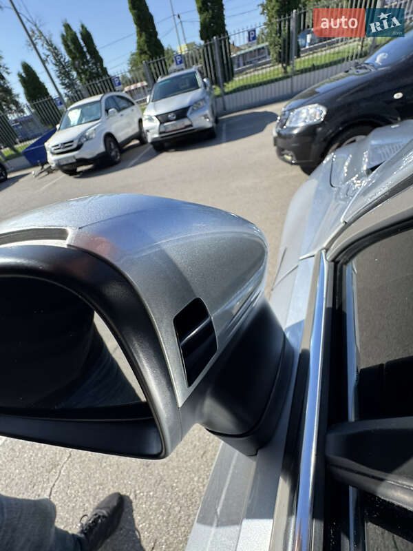 Внедорожник / Кроссовер Volkswagen Tiguan 2022 в Киеве