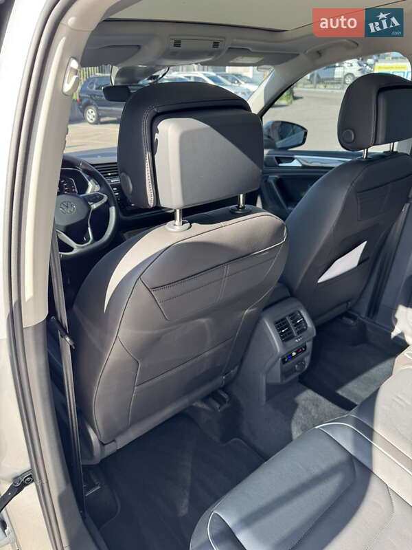 Внедорожник / Кроссовер Volkswagen Tiguan 2022 в Киеве