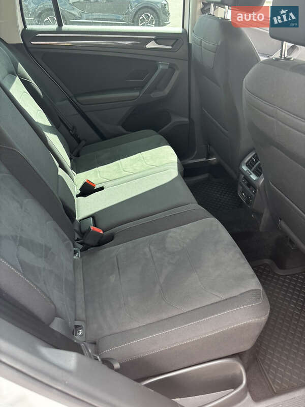Внедорожник / Кроссовер Volkswagen Tiguan 2021 в Ровно