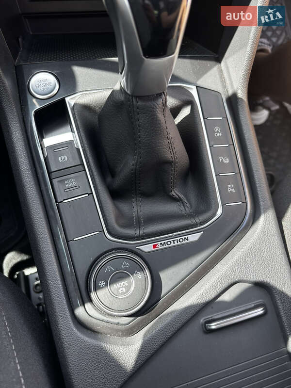 Внедорожник / Кроссовер Volkswagen Tiguan 2021 в Ровно