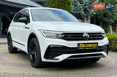 Внедорожник / Кроссовер Volkswagen Tiguan 2022 в Львове