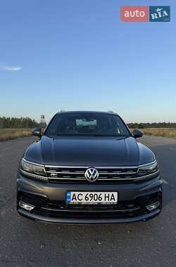 Внедорожник / Кроссовер Volkswagen Tiguan 2016 в Ратным