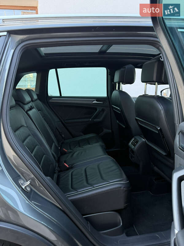 Внедорожник / Кроссовер Volkswagen Tiguan 2016 в Ратным