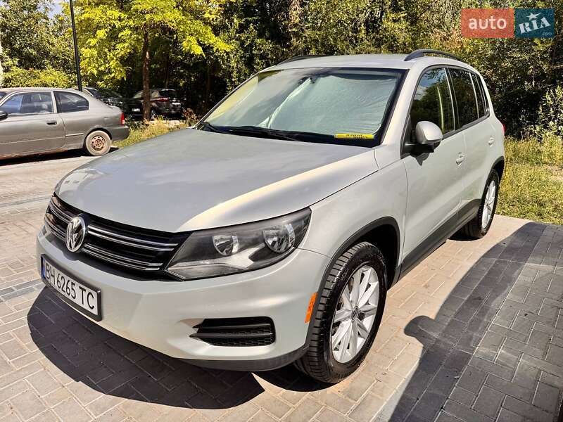 Volkswagen Tiguan 2015