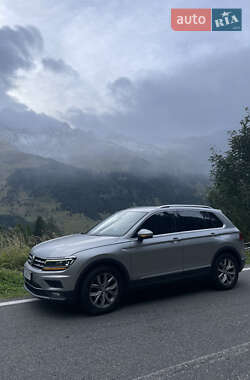 Внедорожник / Кроссовер Volkswagen Tiguan 2019 в Глыбокой