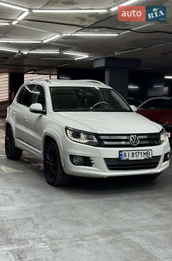 Позашляховик / Кросовер Volkswagen Tiguan 2012 в Одесі