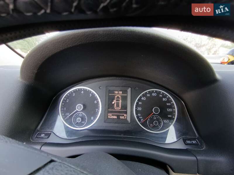 Внедорожник / Кроссовер Volkswagen Tiguan 2011 в Черкассах