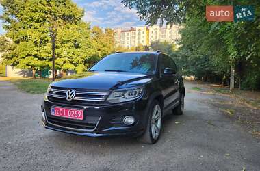 Позашляховик / Кросовер Volkswagen Tiguan 2016 в Івано-Франківську