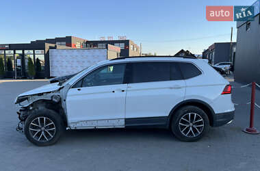 Позашляховик / Кросовер Volkswagen Tiguan 2019 в Львові