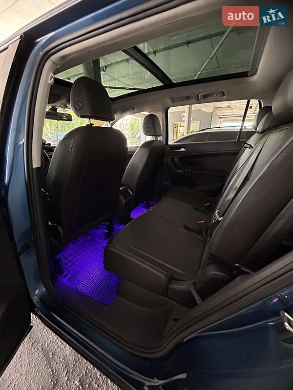 Внедорожник / Кроссовер Volkswagen Tiguan 2017 в Харькове фото 7 Внедорожник / Кроссовер Volkswagen Tiguan 2017 в Харькове