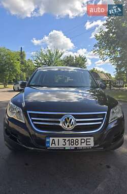 Внедорожник / Кроссовер Volkswagen Tiguan 2009 в Кролевце