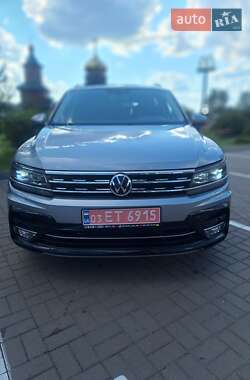 Внедорожник / Кроссовер Volkswagen Tiguan 2019 в Киеве