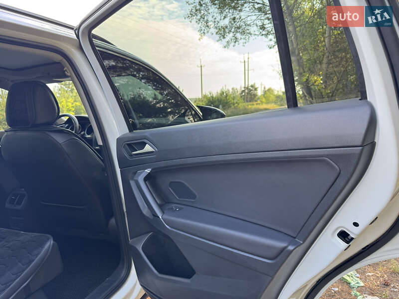 Внедорожник / Кроссовер Volkswagen Tiguan 2018 в Полтаве