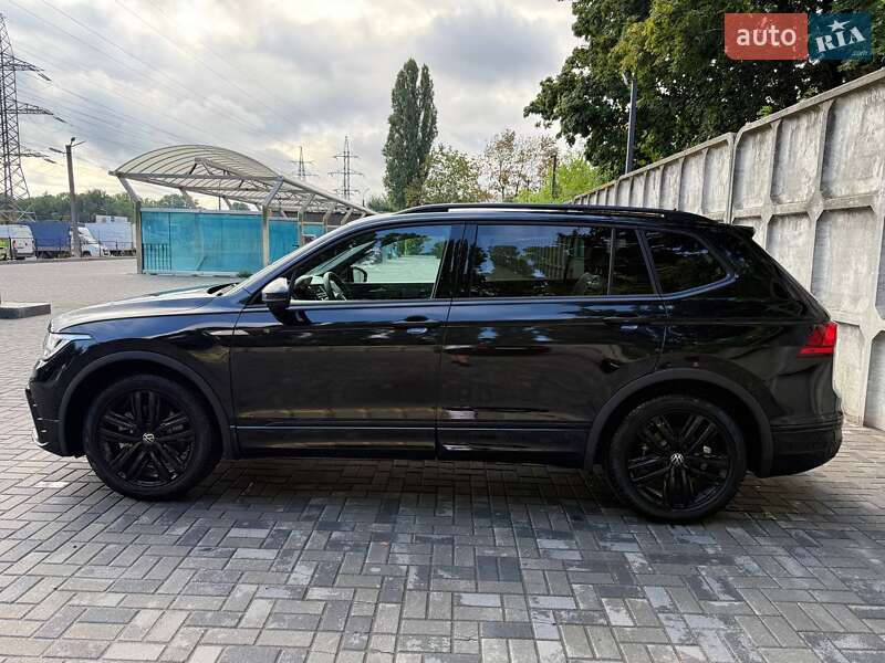 Внедорожник / Кроссовер Volkswagen Tiguan 2021 в Днепре фото 4 Внедорожник / Кроссовер Volkswagen Tiguan 2021 в Днепре