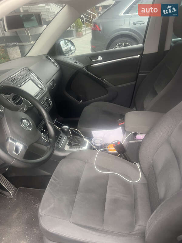 Внедорожник / Кроссовер Volkswagen Tiguan 2012 в Киеве