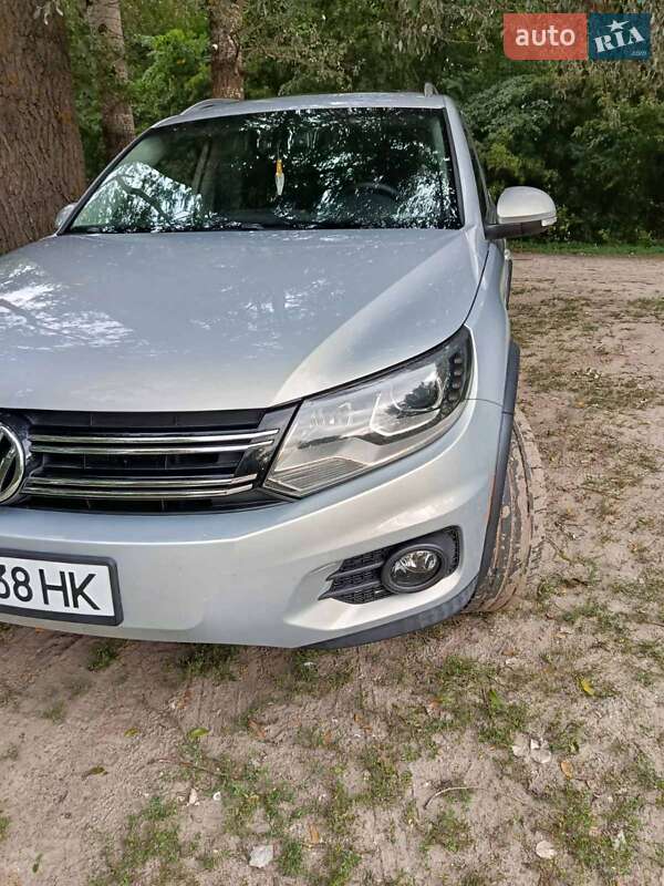 Внедорожник / Кроссовер Volkswagen Tiguan 2012 в Гадяче фото 10 Внедорожник / Кроссовер Volkswagen Tiguan 2012 в Гадяче