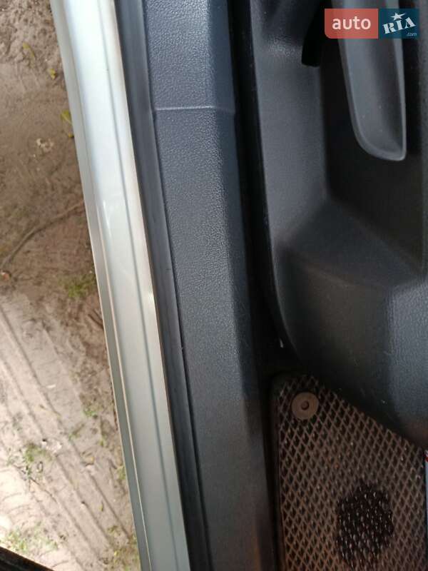 Внедорожник / Кроссовер Volkswagen Tiguan 2012 в Гадяче фото 15 Внедорожник / Кроссовер Volkswagen Tiguan 2012 в Гадяче