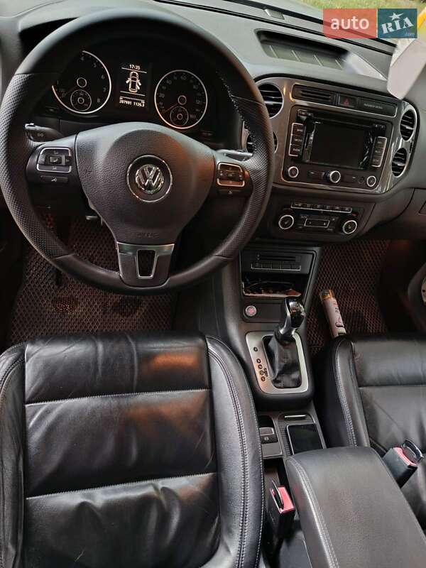 Внедорожник / Кроссовер Volkswagen Tiguan 2012 в Гадяче фото 20 Внедорожник / Кроссовер Volkswagen Tiguan 2012 в Гадяче