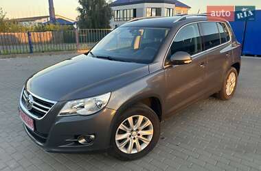 Внедорожник / Кроссовер Volkswagen Tiguan 2011 в Ковеле