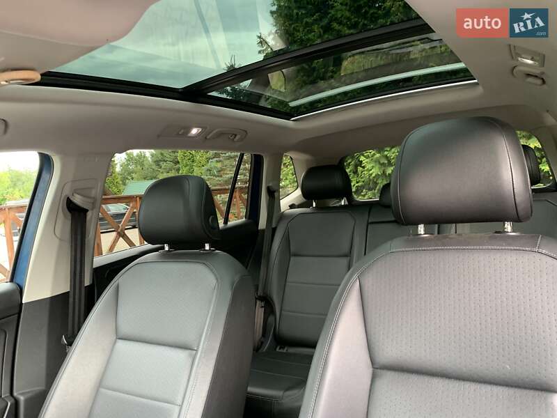 Внедорожник / Кроссовер Volkswagen Tiguan 2017 в Львове