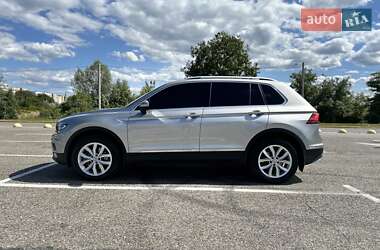 Позашляховик / Кросовер Volkswagen Tiguan 2019 в Чернівцях