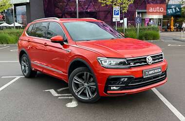 Внедорожник / Кроссовер Volkswagen Tiguan 2018 в Киеве