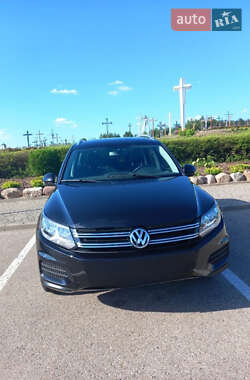 Позашляховик / Кросовер Volkswagen Tiguan 2016 в Львові