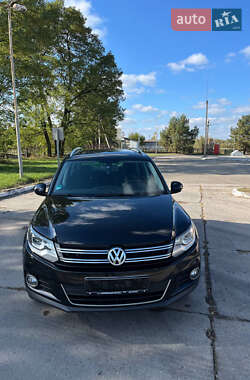 Позашляховик / Кросовер Volkswagen Tiguan 2012 в Житомирі
